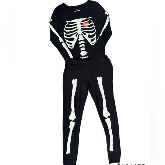 Joe  Fresh Kids Glow In The Dark Skeleton Pajamas Size 10-12 - Picture 1 of 5